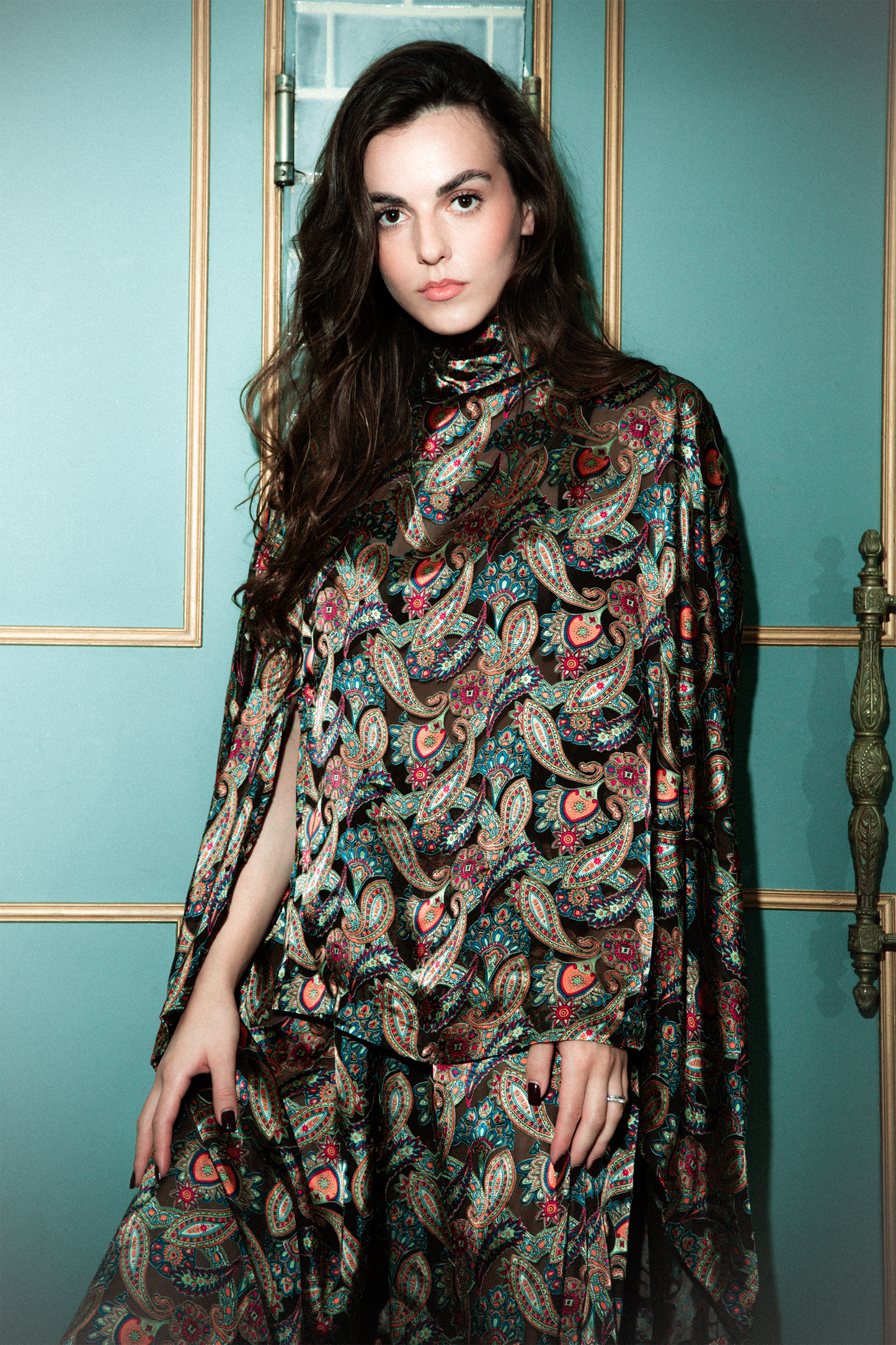 INARA Silk Cape