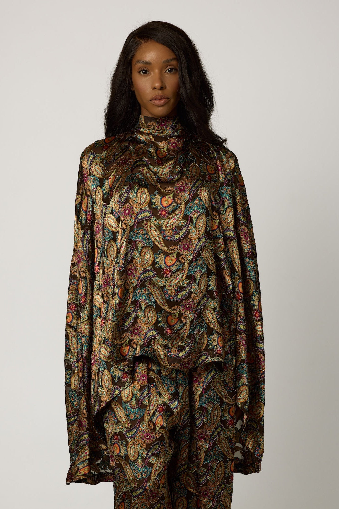 INARA Silk Cape